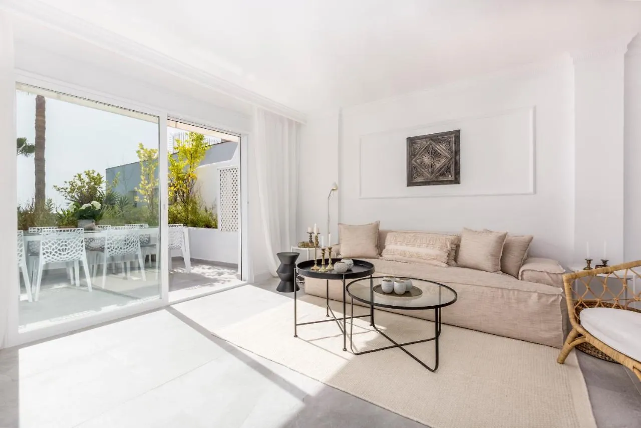 Bella Vista Puerto Banus Apartment With Sea Views Marbella Spain